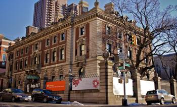 Cooper-Hewitt, National Design Museum outside